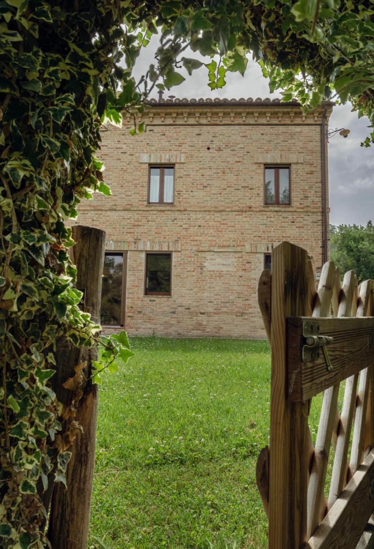 Tenuta Gran Bosco Loro Piceno Exterior foto