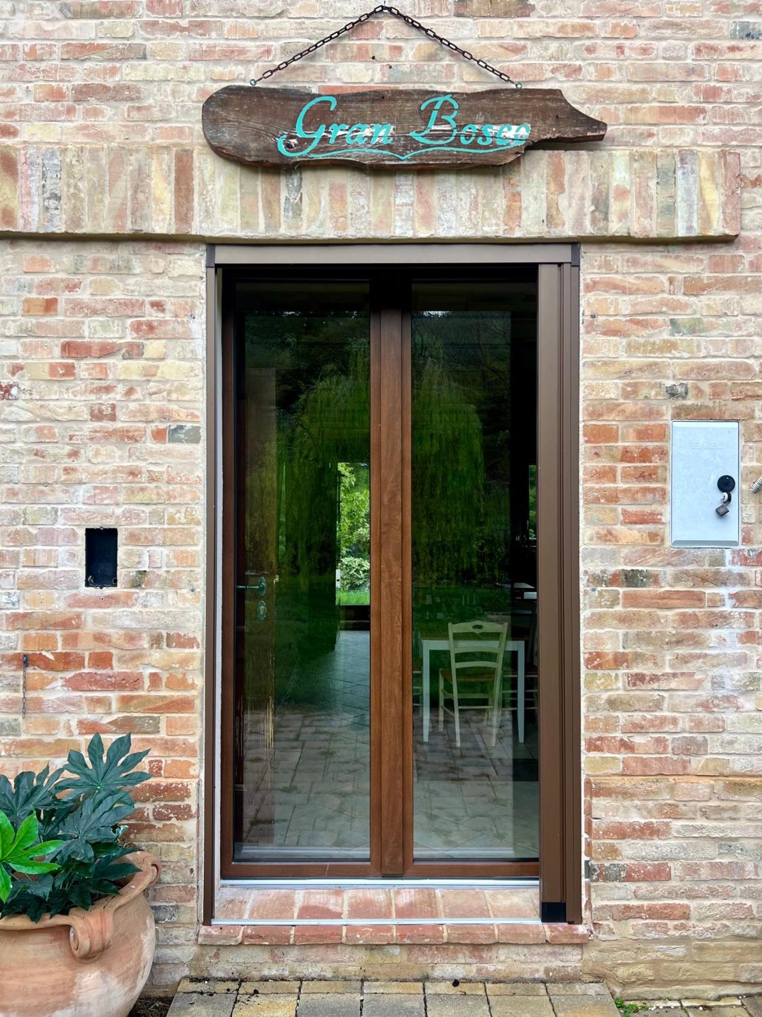 Tenuta Gran Bosco Loro Piceno Exterior foto