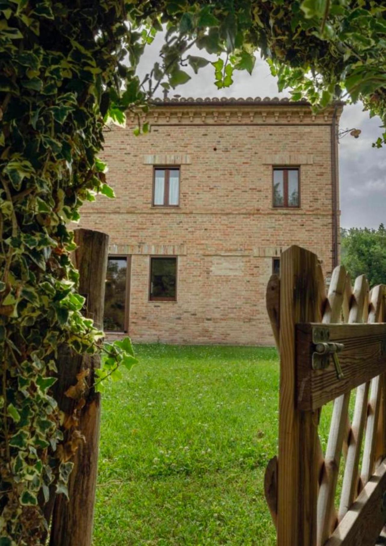 Tenuta Gran Bosco Loro Piceno Exterior foto